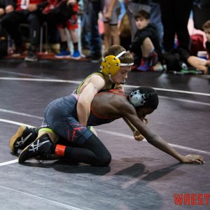 WrestlingWin-2825.jpg