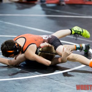 WrestlingWin-2850.jpg