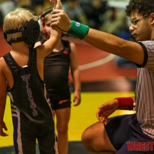 WrestlingWin-1685.jpg