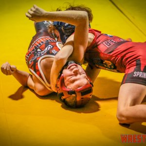 WrestlingWin-1689.jpg