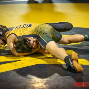 WrestlingWin-1739.jpg