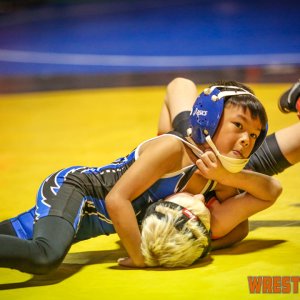 WrestlingWin-1855.jpg