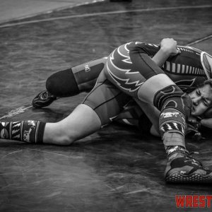 WrestlingWin-0785.jpg