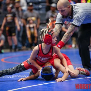 WrestlingWin-3333.jpg