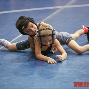 WrestlingWin-3672.jpg