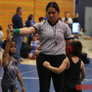 WrestlingWin-3671.jpg