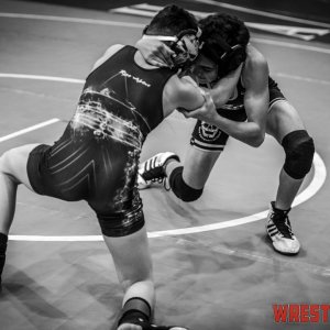 WrestlingWin-3583.jpg