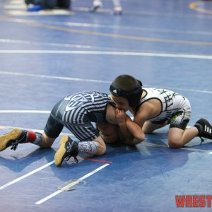 WrestlingWin-4018.jpg