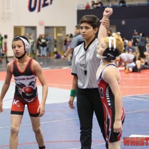 WrestlingWin-4087.jpg