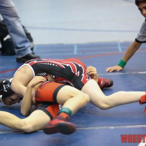 WrestlingWin-4082.jpg