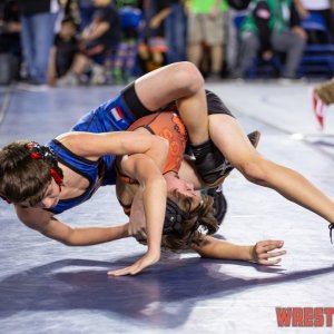 WrestlingWin-2036.jpg