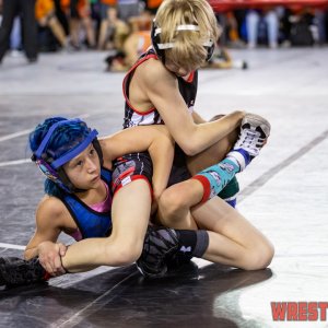 WrestlingWin-2123.jpg