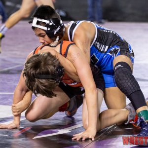 WrestlingWin-2112.jpg