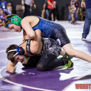 WrestlingWin-2089.jpg