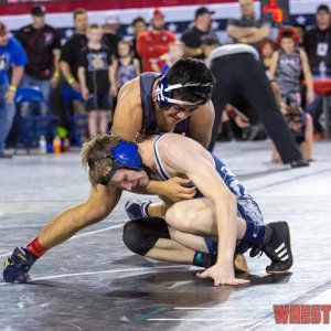 WrestlingWin-2310.jpg