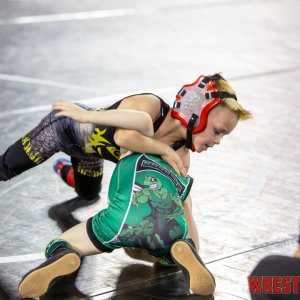 WrestlingWin-5948.jpg