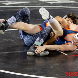 WrestlingWin-6040.jpg