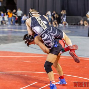 WrestlingWin-6153.jpg