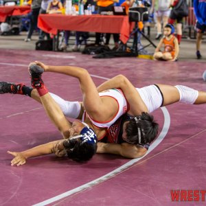 WrestlingWin-6110.jpg