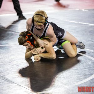 WrestlingWin-6059.jpg