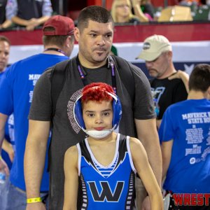 WrestlingWin-6240.jpg