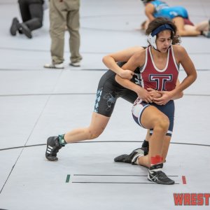 WrestlingWin-1861.jpg