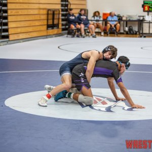 WrestlingWin-1841.jpg