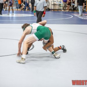 WrestlingWin-1813.jpg