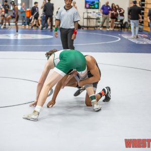 WrestlingWin-1812.jpg