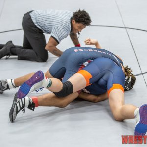 WrestlingWin-1760.jpg