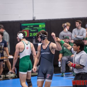 WrestlingWin-1753.jpg