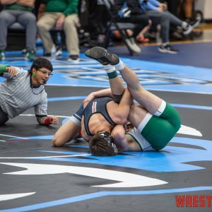 WrestlingWin-1749.jpg