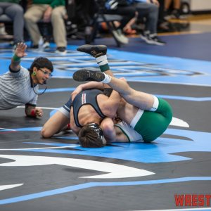 WrestlingWin-1747.jpg