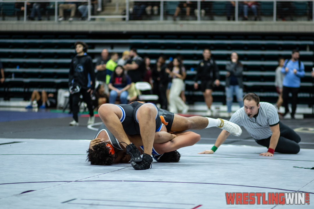 3-6a-wrestling-regionals-12207.jpg