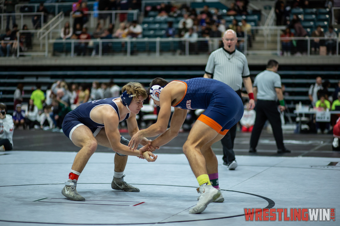 3-6a-wrestling-regionals-12218.jpg