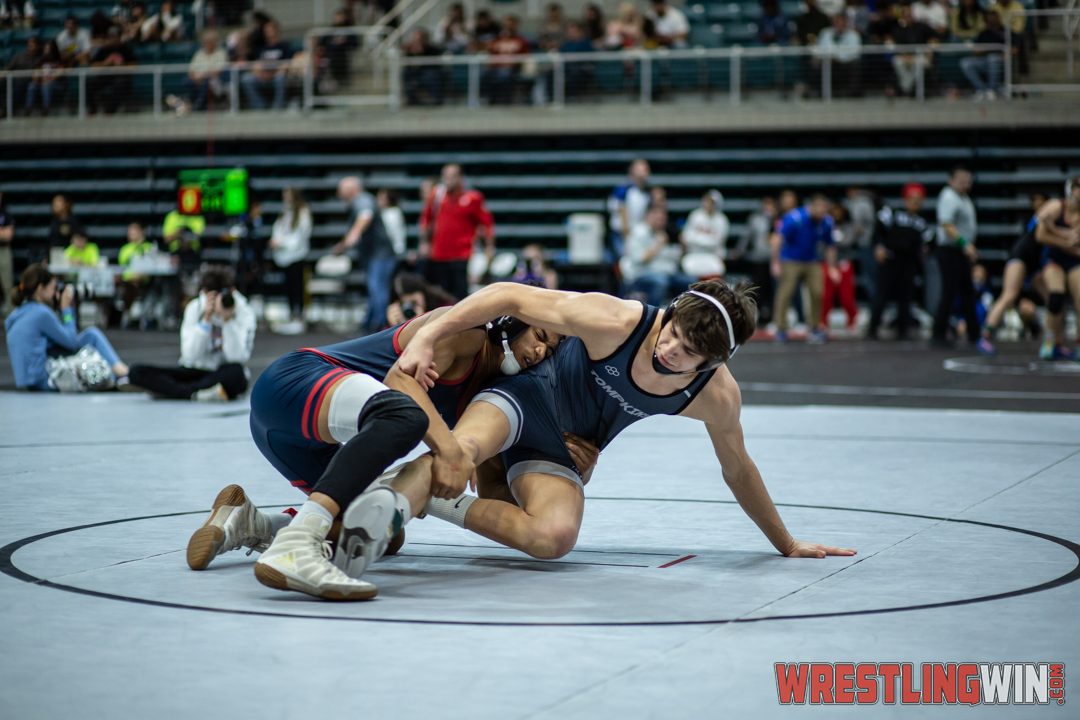 3-6a-wrestling-regionals-12232.jpg