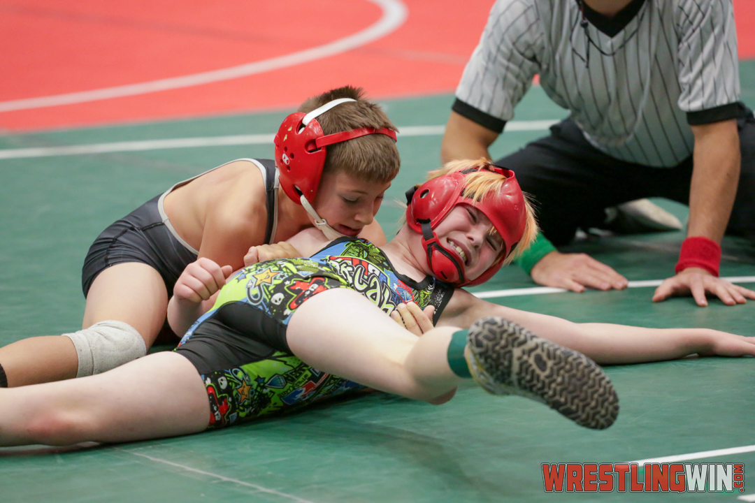 WrestlingWin-0831.jpg