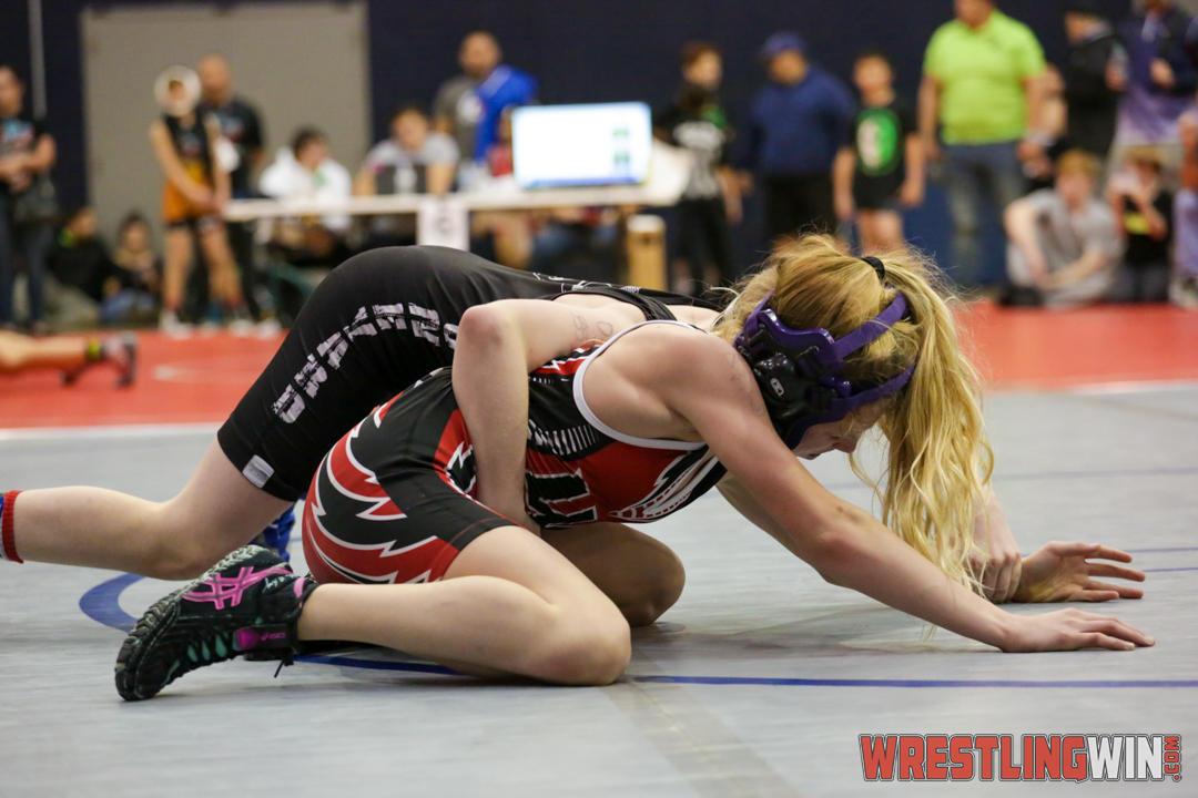 WrestlingWin-1043.jpg