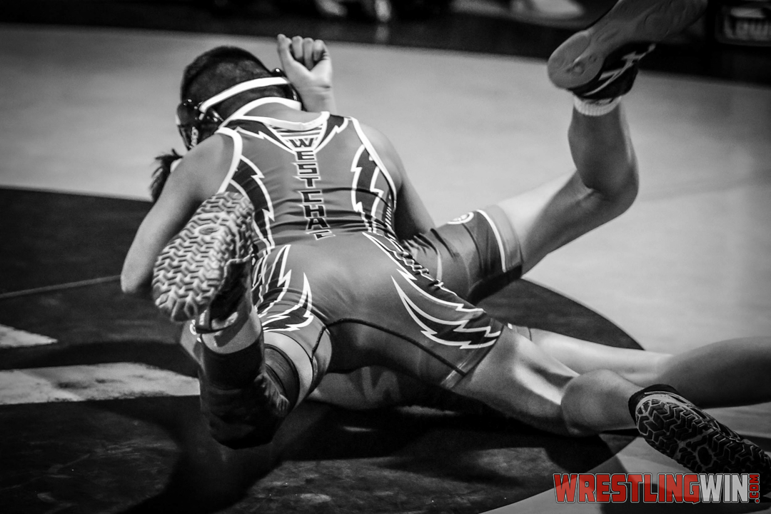 WrestlingWin-1121.jpg