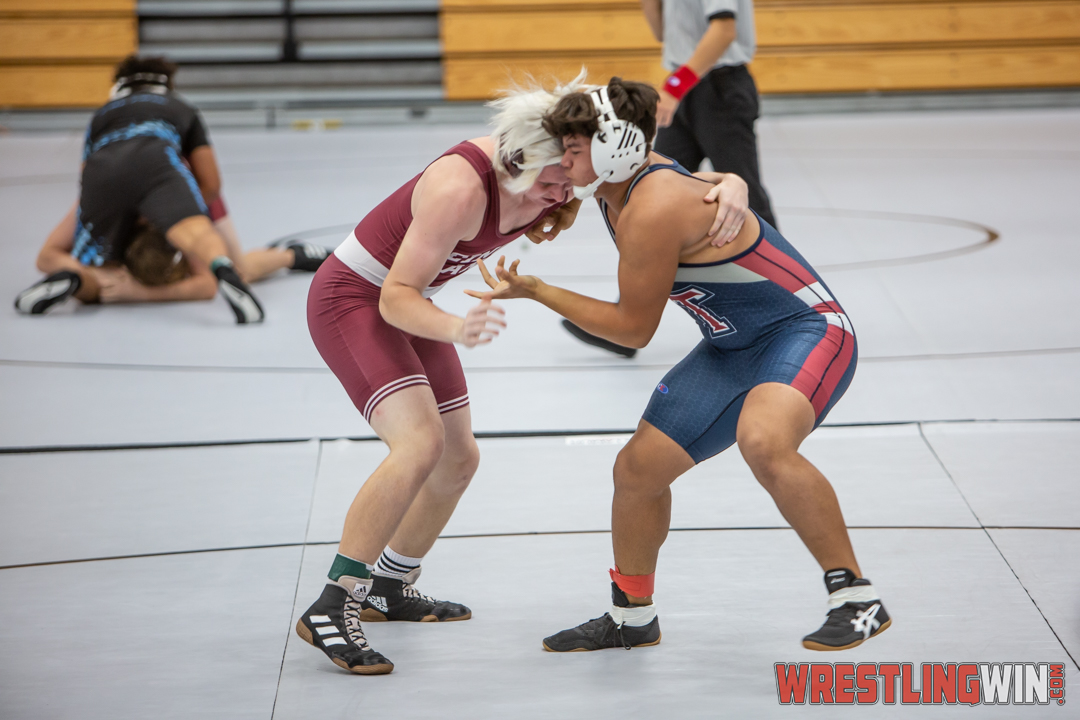 WrestlingWin-1597.jpg