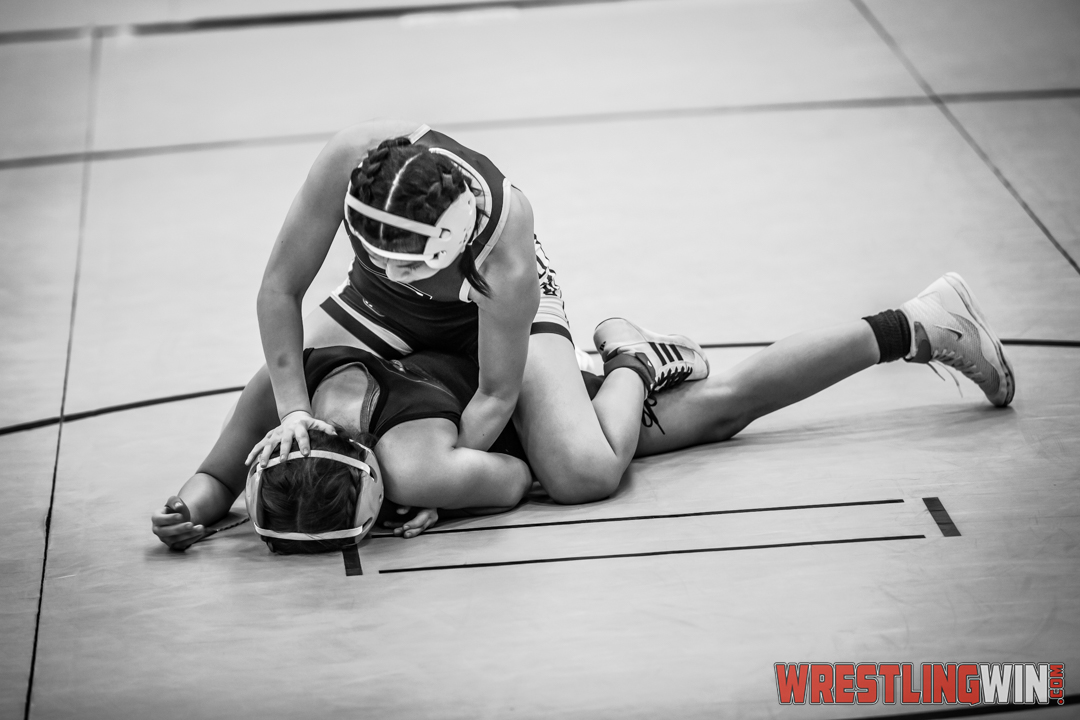 WrestlingWin-1642.jpg