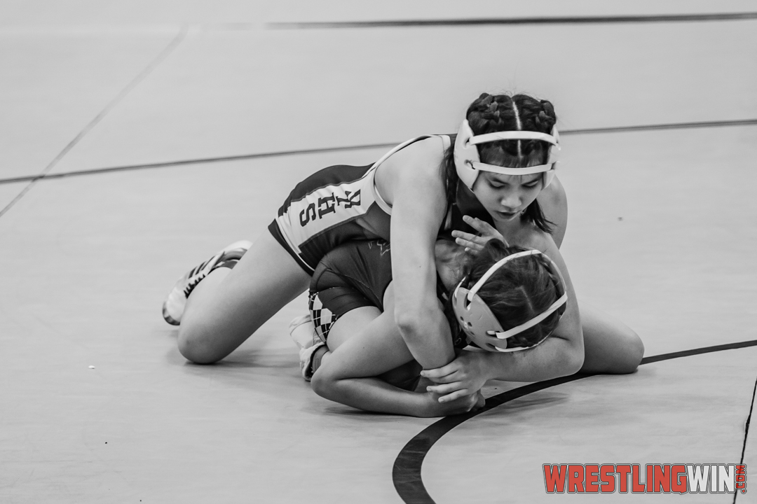 WrestlingWin-1653.jpg