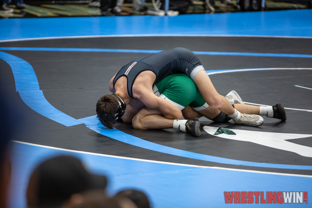 WrestlingWin-1729.jpg