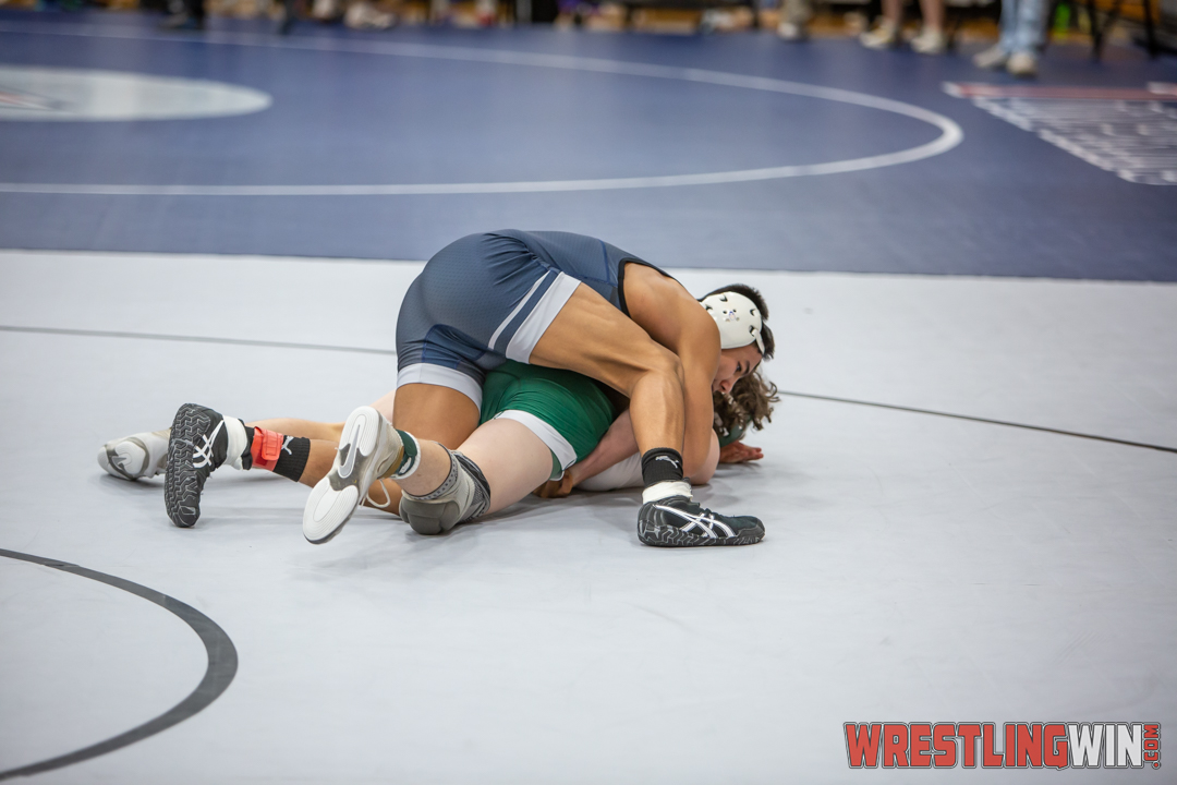 WrestlingWin-1816.jpg