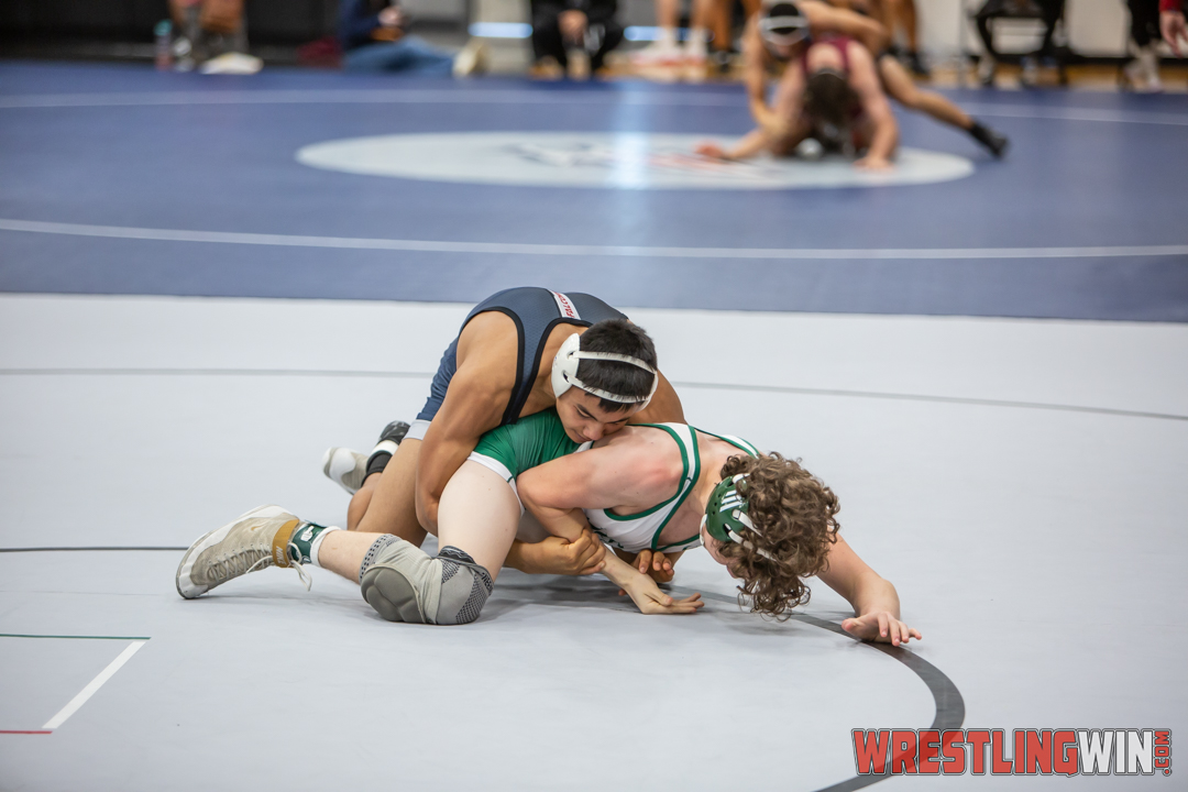 WrestlingWin-1818.jpg