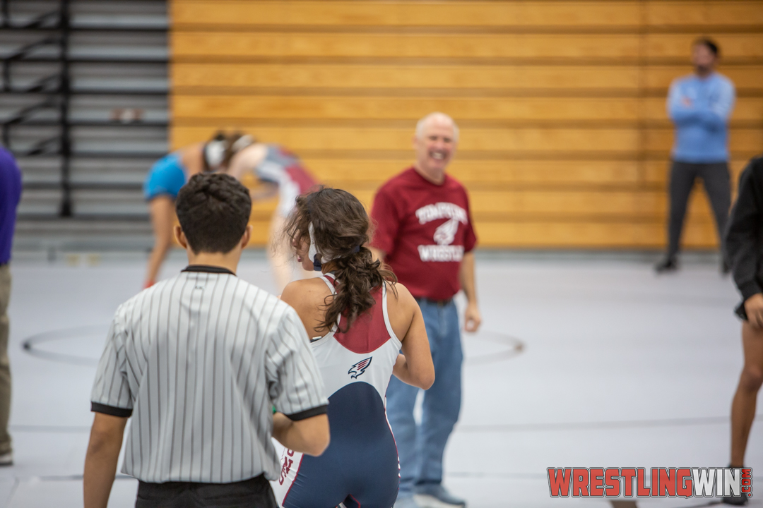 WrestlingWin-1892.jpg