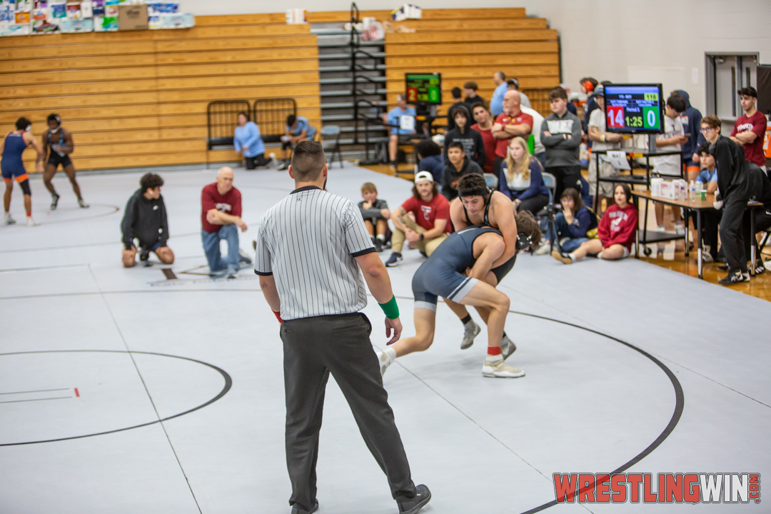 WrestlingWin-1942.jpg