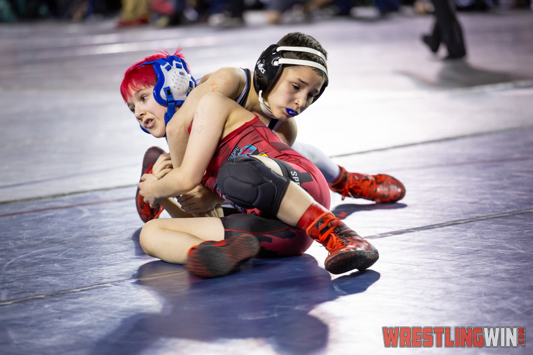 WrestlingWin-2061.jpg