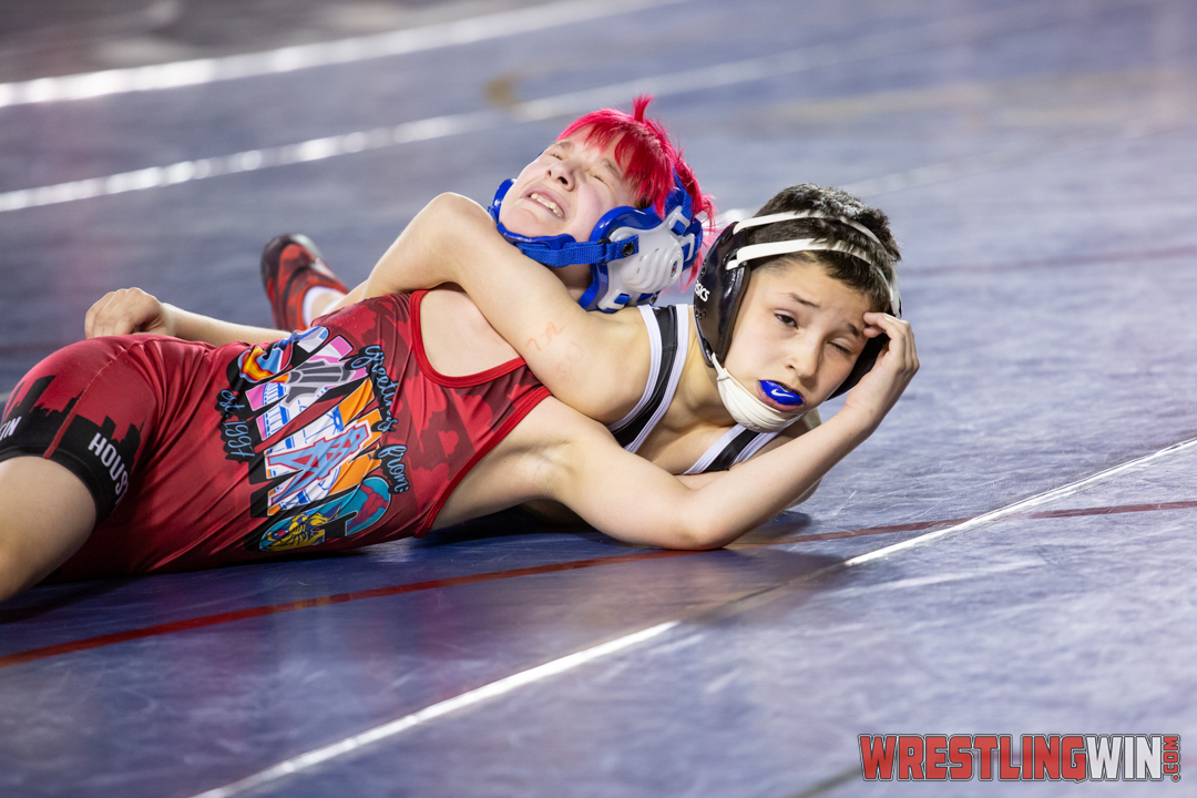 WrestlingWin-2068.jpg