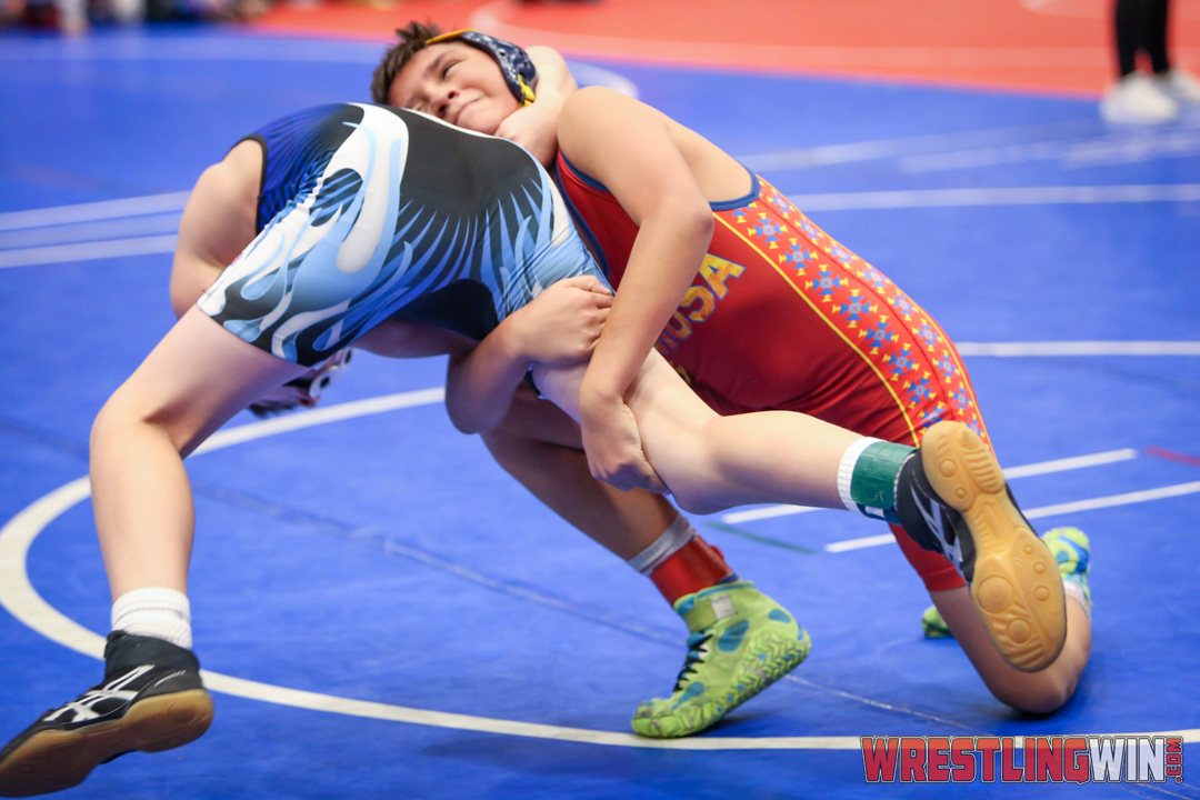 WrestlingWin-3240.jpg